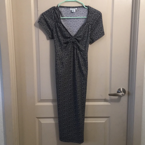 Motherhood Maternity Dresses & Skirts - Maternity dress Motherhood Maternity Dresses & Skirts - Maternity dress